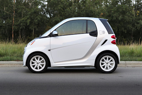 Editorial 2015 smart fortwo electric drive ts 06