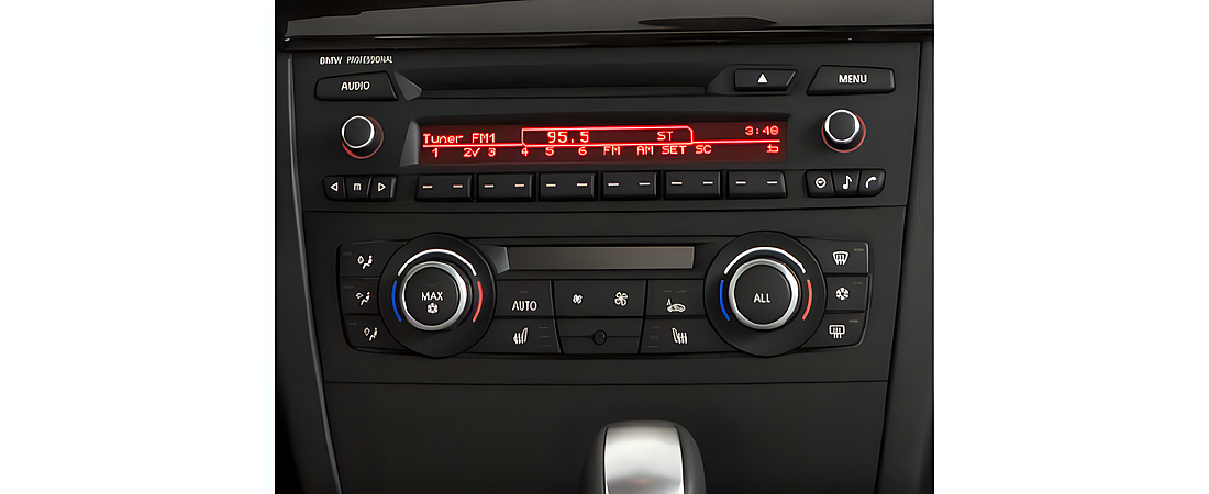 BMW 1 Series M 2011 10