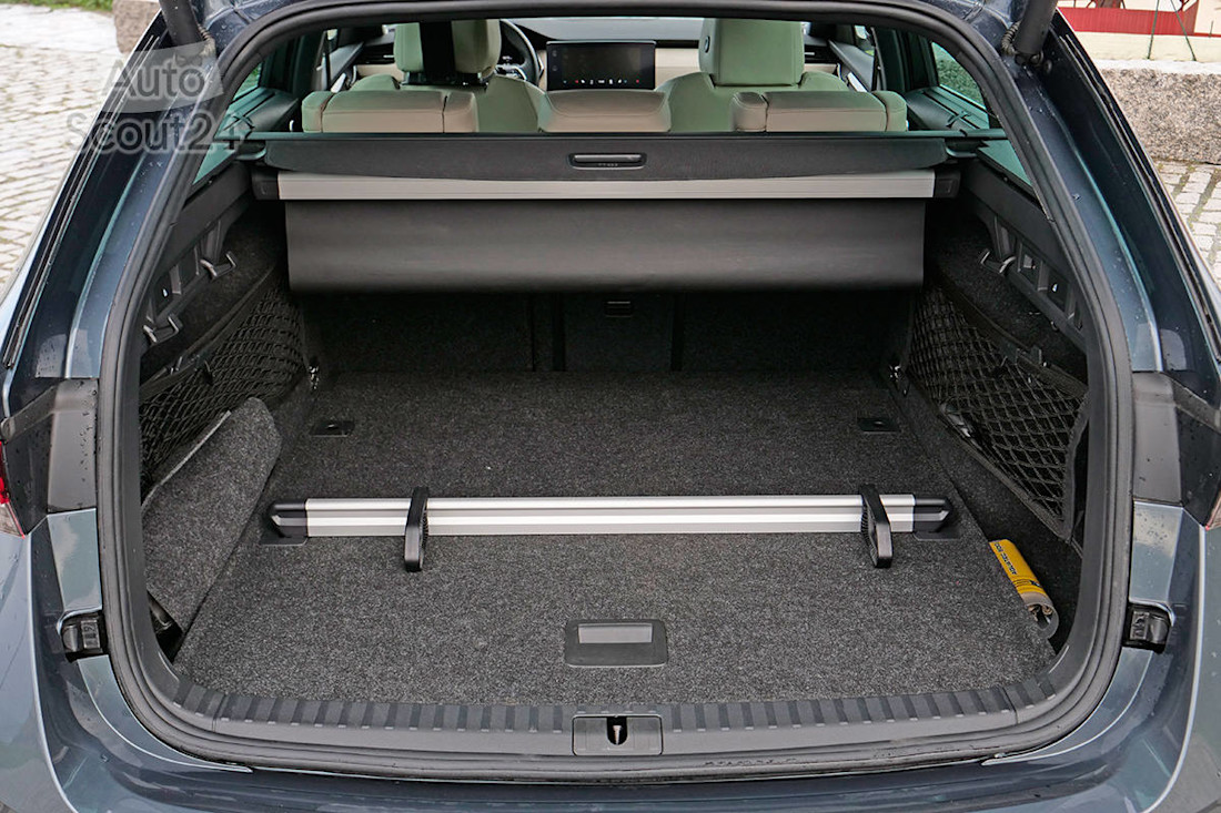 Prueba nuevo Skoda Octavia Combi 2.0 TDi 2020 Ruben Fidalgo (44).jpg