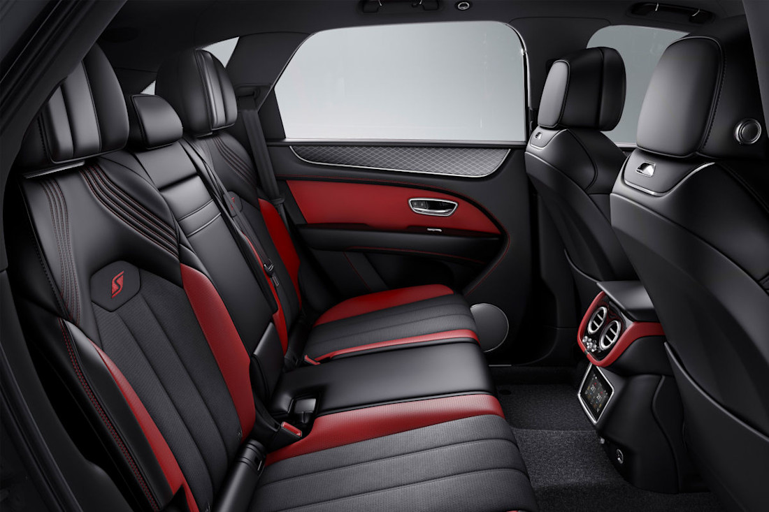 Bentley-Bentayga-2024 (12).jpg