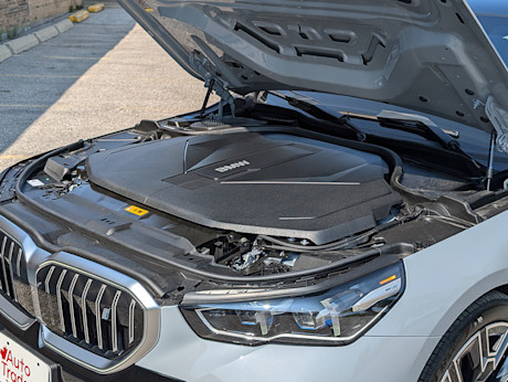 Editorial 2025 bmw i5 xdrive40 td sb 240813 18