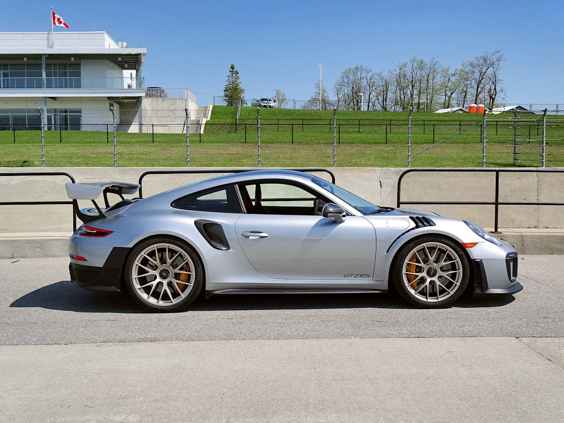 Editorial 2018 porsche 911 gt2 rs 03 jb