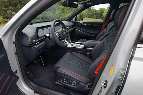 Editorial 2025 genesis gv80 coupe fd jv 24080618
