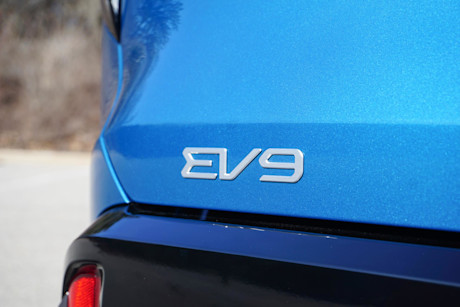 Editorial 2024 kia ev9 land gt line awd td 240417 15 di