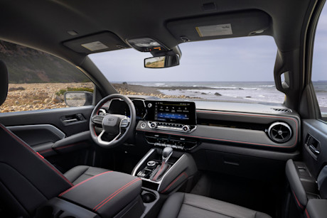 Editorial my23 colorado z71 interior