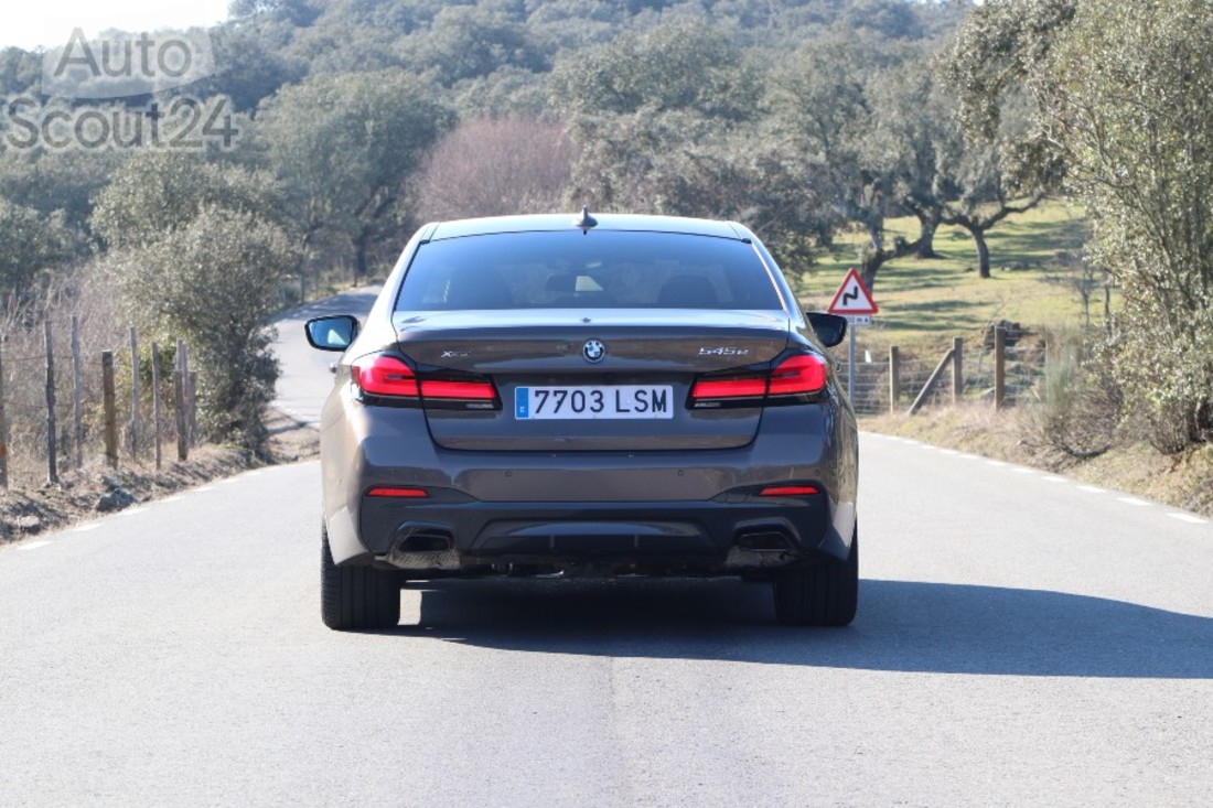 prueba-bmw-545e.5924.jpg
