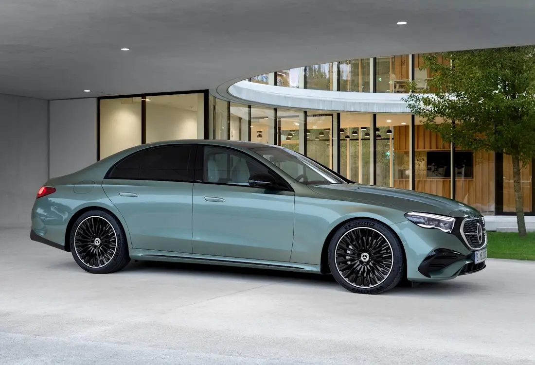 mercedes-benz-class-e-side mercedes-benz-class-e-side