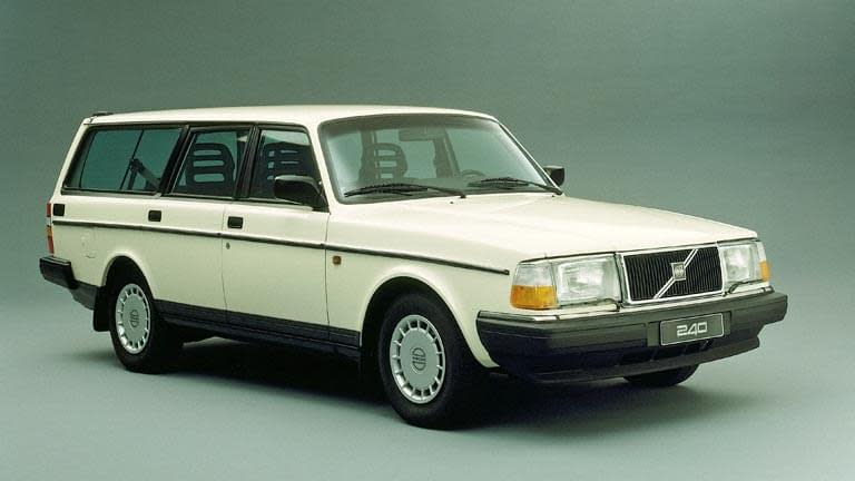 Volvo 240 exterior
