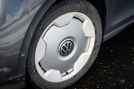 Editorial 2025 volkswagen id buzz td kd 250106 26
