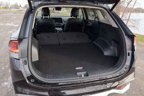 Kia Sportage PHEV 2023 : essai routier Body Image