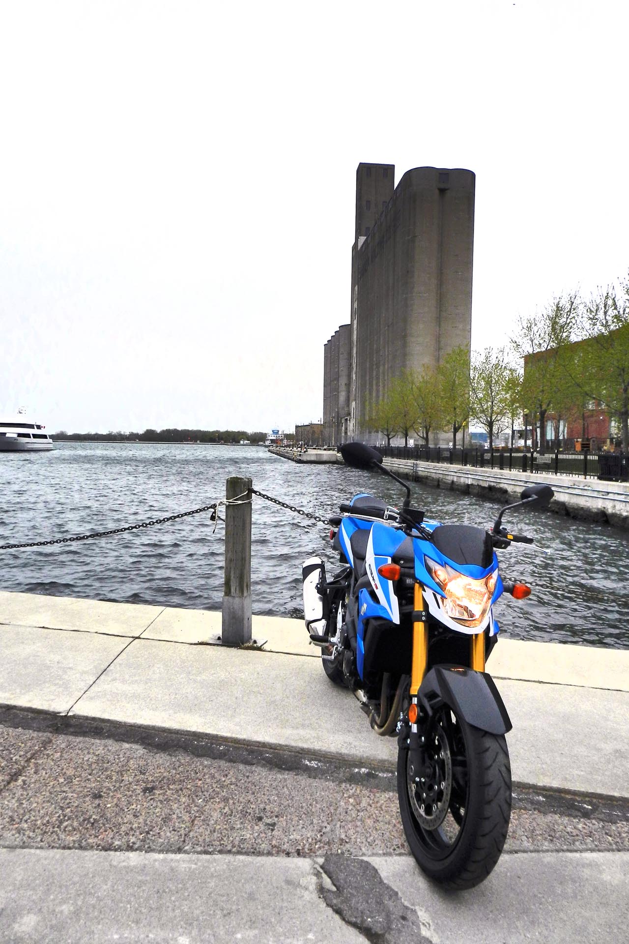 2015 Suzuki GSX-S750ZA Test Ride - AutoTrader.ca
