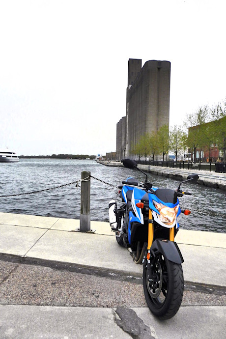 Editorial 02 jb 2015 suzuki gsx s750za