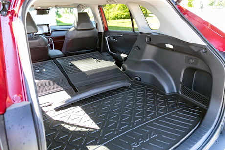 Editorial 2022 toyota rav4 limited awd 21 jw