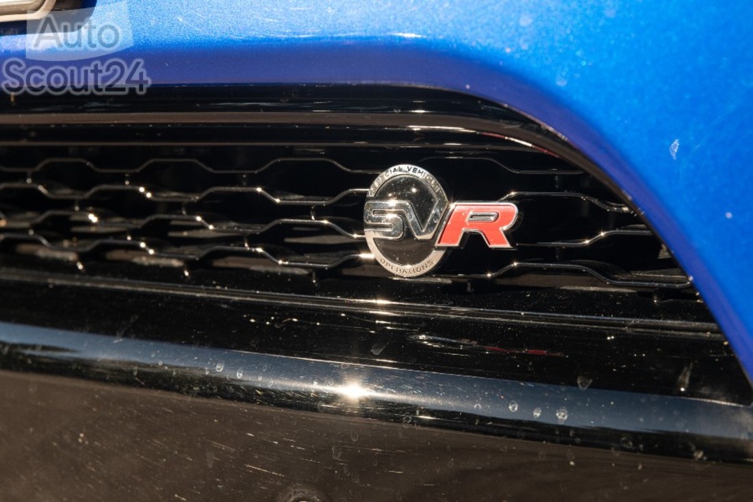 Jaguar-Land Rover SV - 3000px-17.jpg