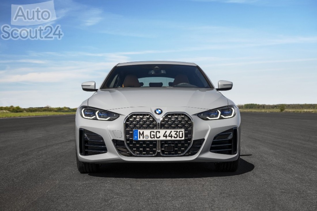 P90424592_highRes_the-all-new-bmw-430i (2).jpg