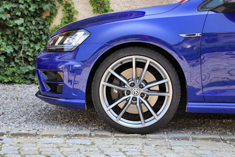 Editorial 2016 volkswagen golf r variant jy 29