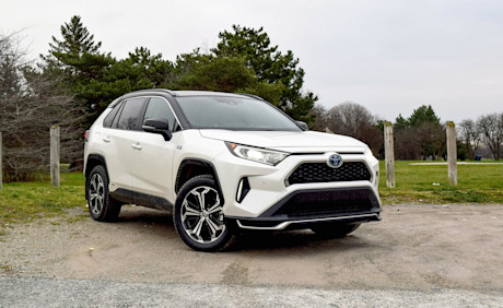 Editorial 2021 toyota rav4 prime xse technology 02 sha