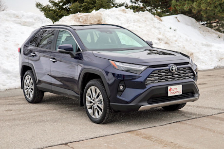 Editorial 2023 toyota rav4 limited 05 jm