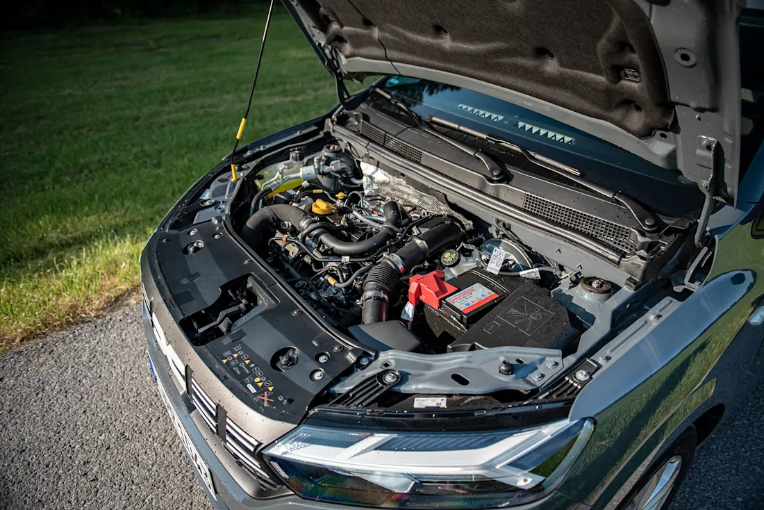 Dacia-Sandero-TCe90-Engine Dacia-Sandero-TCe90-Engine