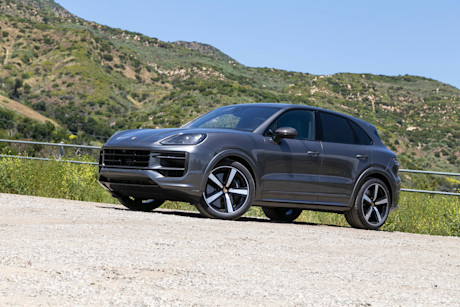 Editorial 2024 porsche cayenne 02 jw