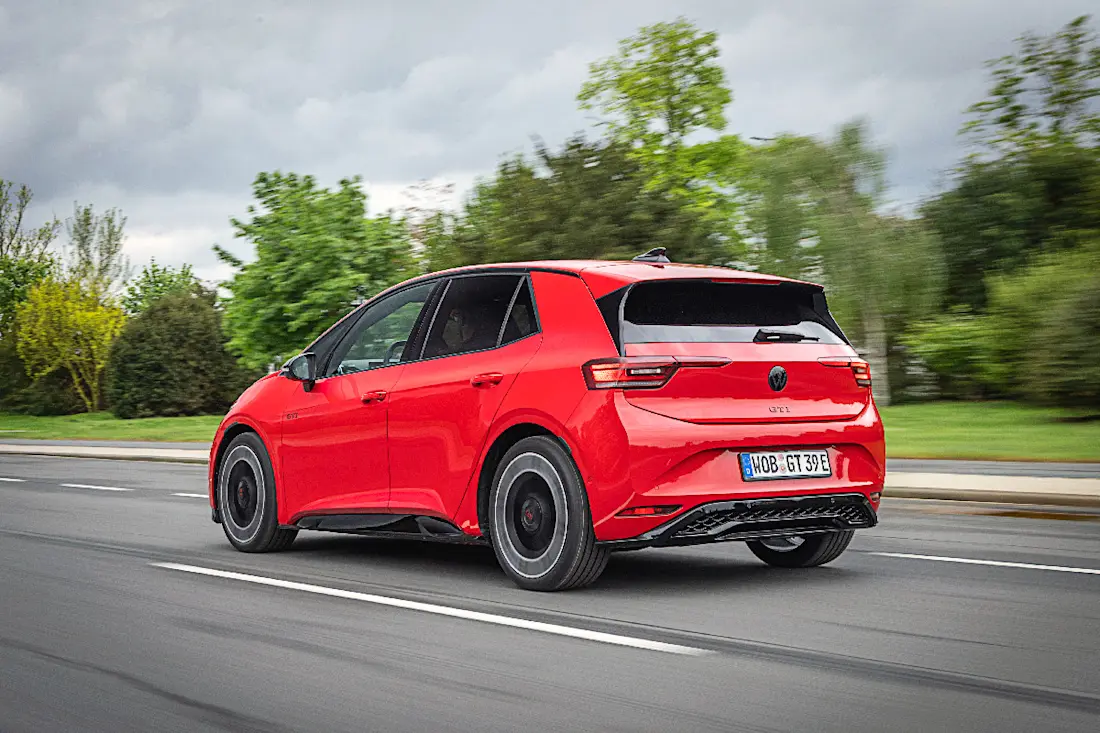 VOLKSWAGEN-ID-3-GTI-2026 (5)