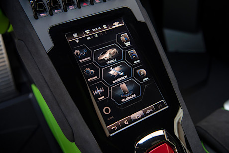 Editorial 2023 lamborghini huracan tecnica 27 sha