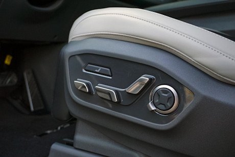 Editorial 2024 kia ev9 land gt line awd td 240417 31 di