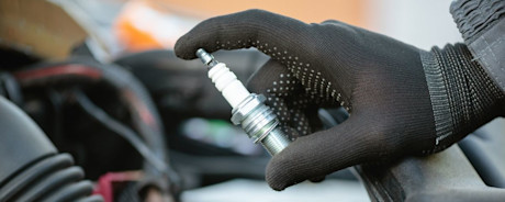 Wanneer en hoe moet je bougies van je auto vervangen?