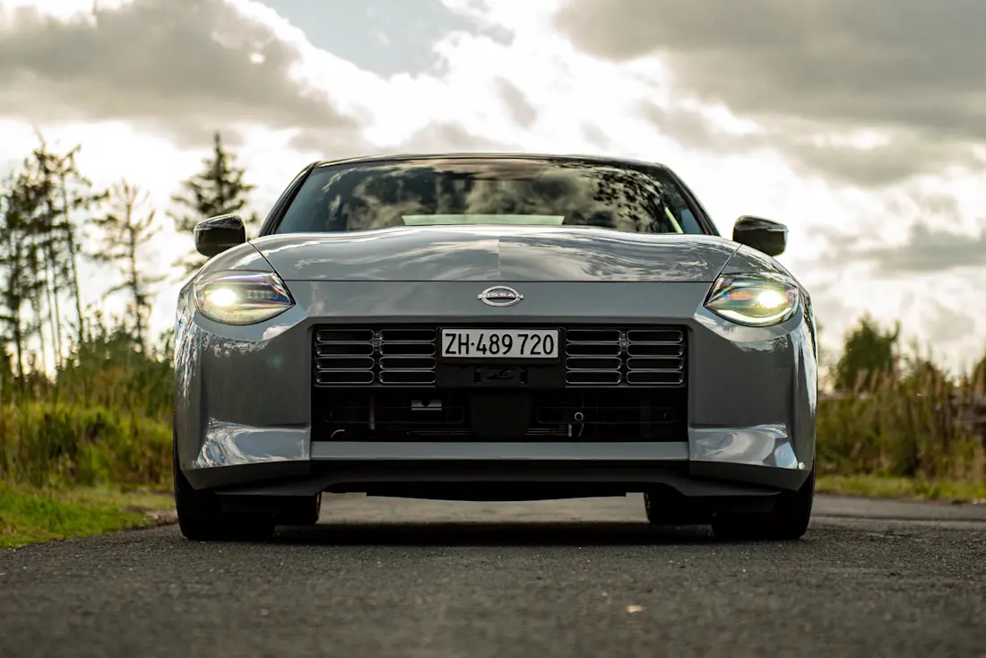 nissan-z-2025-front nissan-z-2025-front