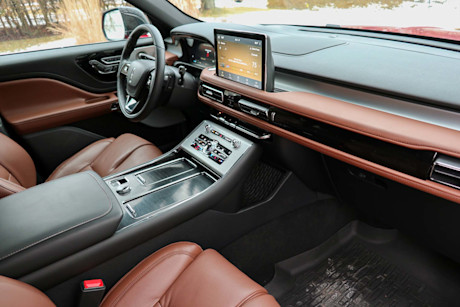 Editorial 2020 lincoln aviator reserve 20 jl