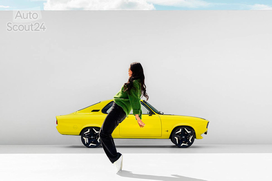 Opel Manta GSe ElektroMOD 2021 Concept car (3).jpg