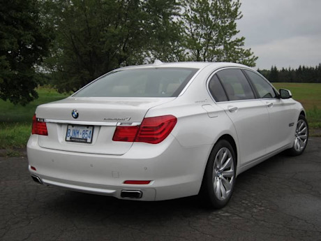 Editorial 2011 bmw hybrid7 pw 009 2695