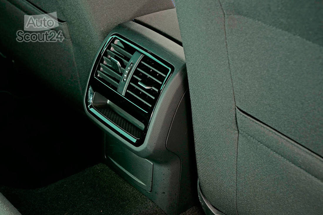 Prueba VW Passat GTE 2021 Ruben Fidalgo (3).jpg