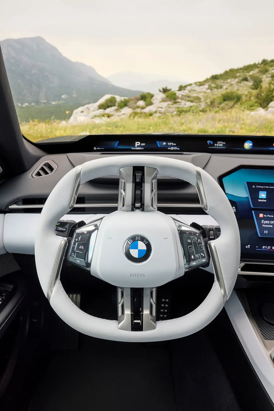 P90657779 highRes der-neue-bmw-320-int