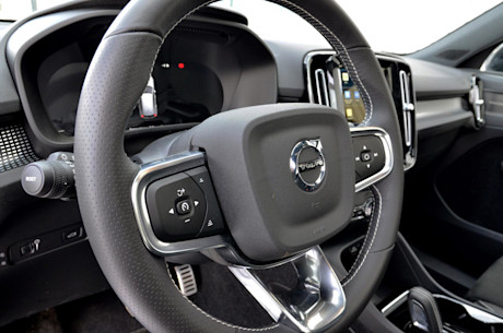 Volvo XC40 Recharge 2021 : essai routier Image