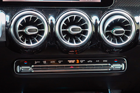 Editorial 2021 mercedes benz glb 250 4matic 28 jm