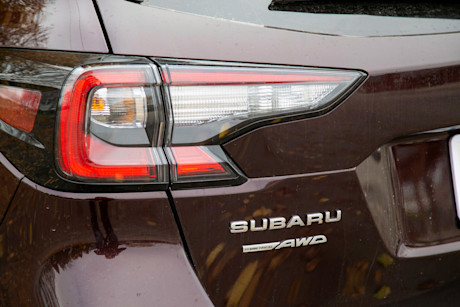 Editorial 2023 subaru outback premier xt 05 jw