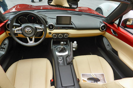 Editorial 2016 mazda mx 5 jb 34