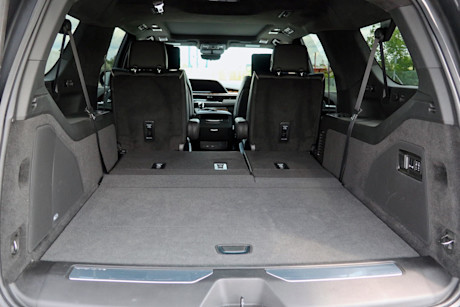 Editorial 2023 cadillac escalade esv sport platinum td 230920 45 jm