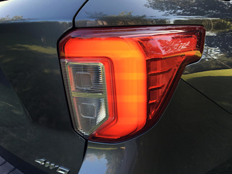 Editorial 2021 ford explorer xlt 18 db fr
