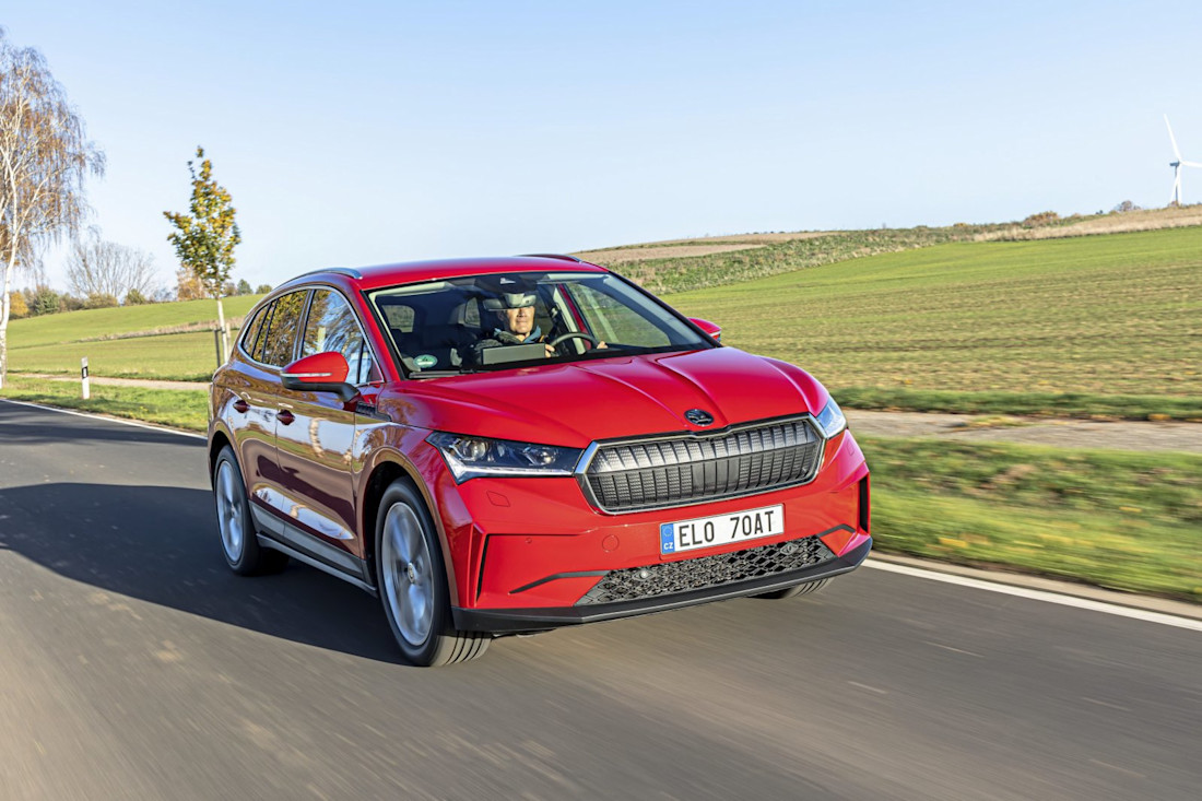 skoda-enyaq-subaru-solterra-2023-3.jpg