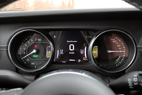 Editorial 2023 jeep wrangler sahara 4xe 27 jm