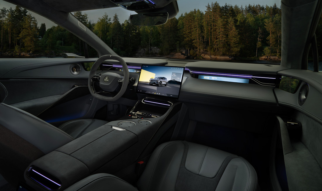 LOTUS_ELETRE-S_SOLAR-YELLOW_INTERIOR_1