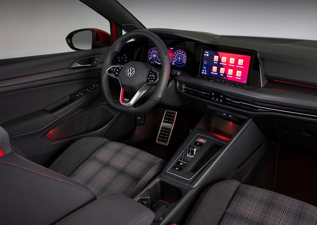 Volkswagen-Golf_GTI-2021-1280-0b.jpg