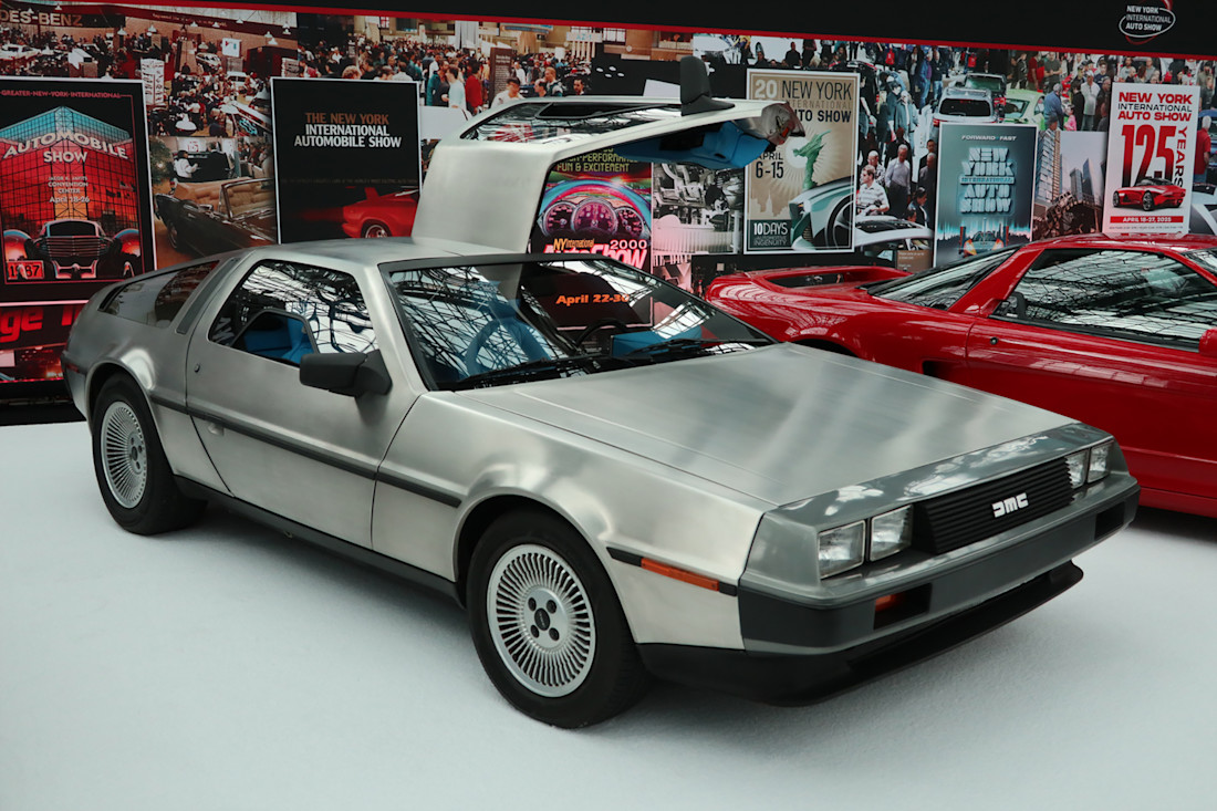 6 Cool Facts About the DeLorean - NF - JM - 260921 - 11.jpg