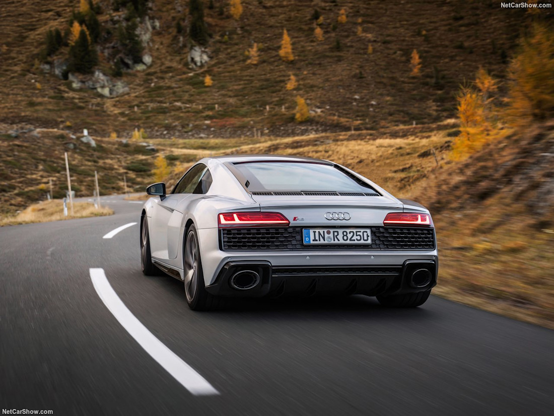 Audi-R8_V10_RWD-2020-1280-a0ad760bdf0743d9c9d0ae24a012552cf0