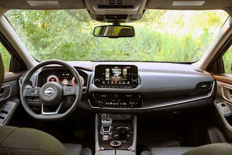 Nissan Rogue Platinum 2022 : essai routier Body Image