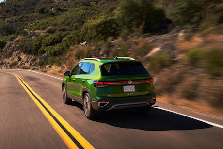 Editorial 240728vw01 taos running 0608 v2