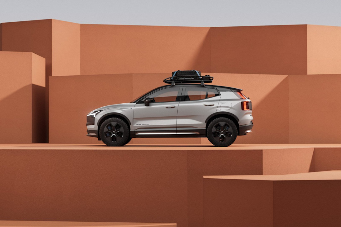 volvo-ex30-cross-country-2023-2