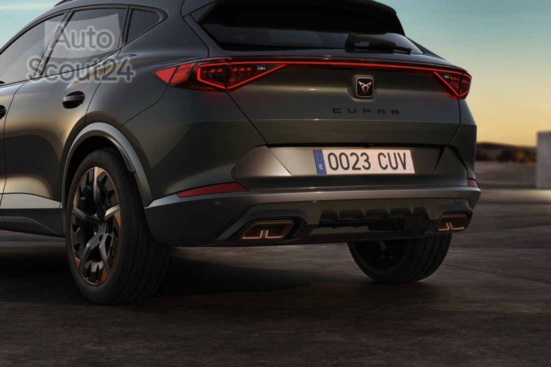 CUPRA-Formentor-VZ-e-HYBRID (4).jpg